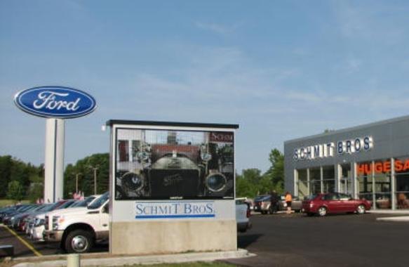 sign for auto dealership