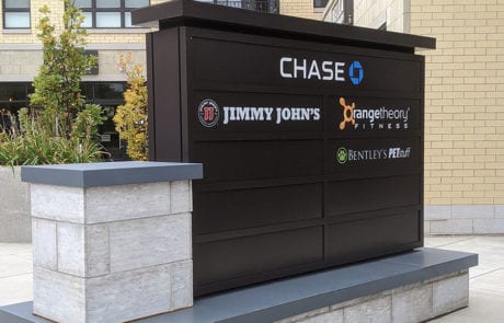 Chase Bank Pylon Sign