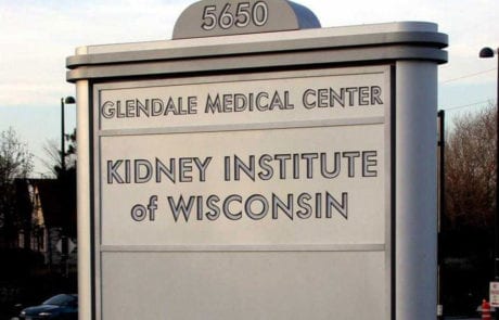 Glendale Medical Center Pylon Monument Sign