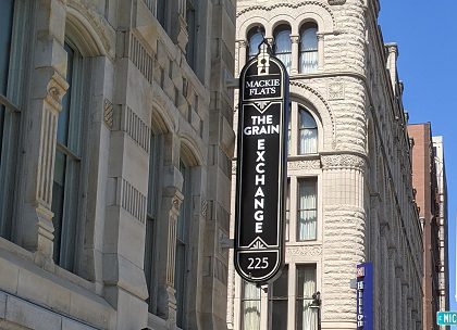 new exterior building sign in Milwaukee