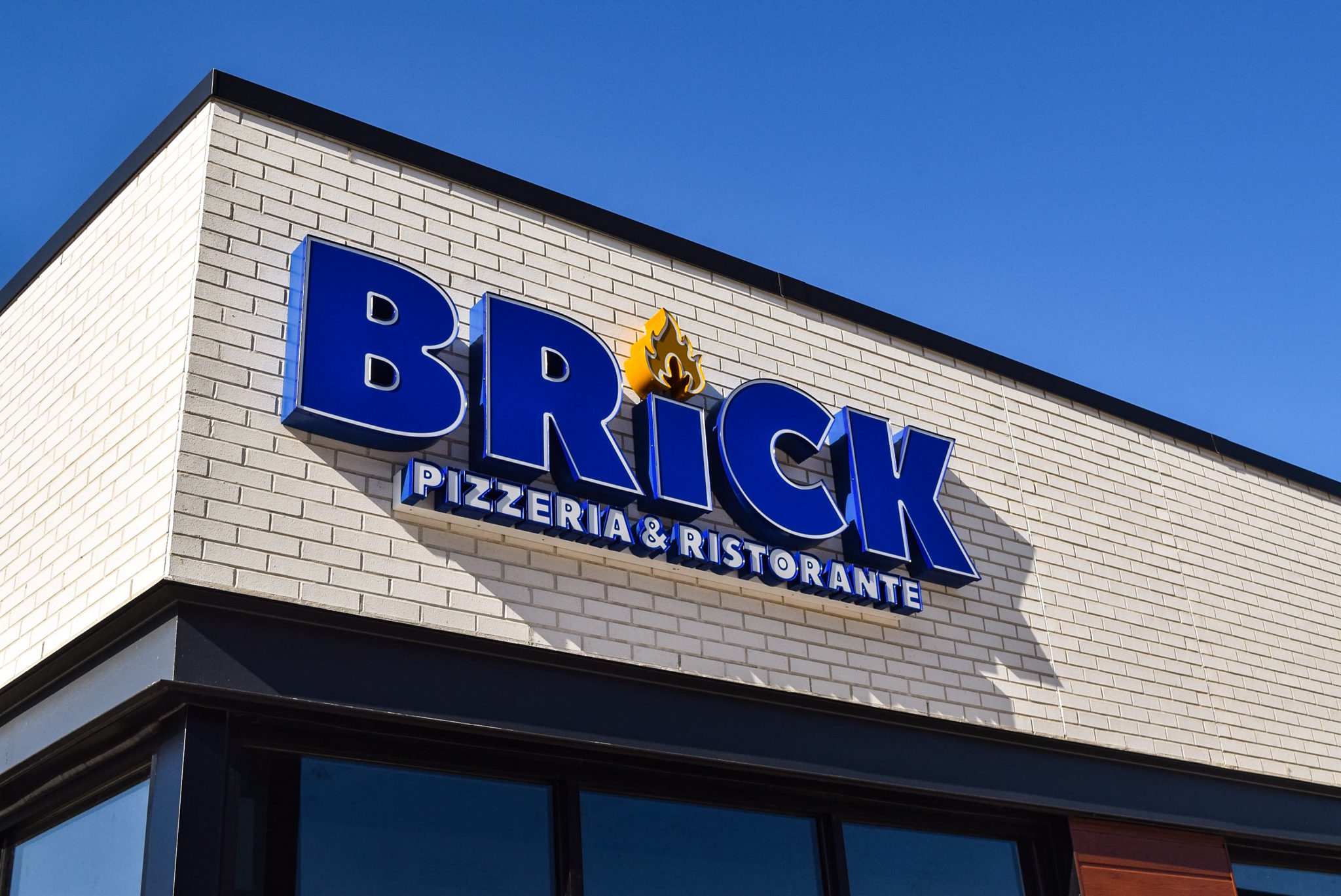 Hot and Fresh Brick Signage